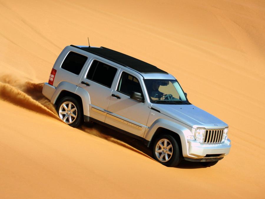  Jeep Cherokee Limited 3.7L (KK) 2007 года  (фото 24 из 31)